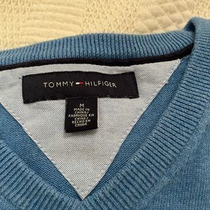 Tommy Hilfiger V neck men’s sweater in blue